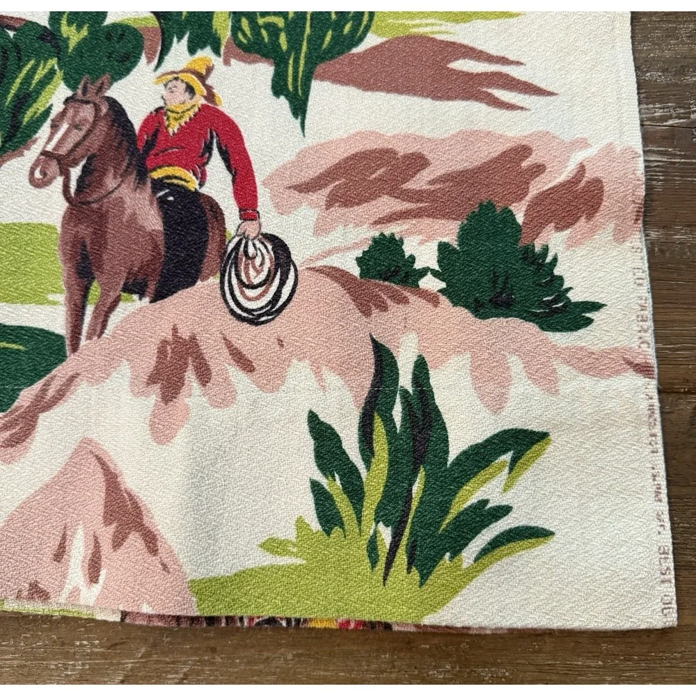 VTG Western Rodeo Horses Barkcloth Curtain Cowboys Cactus 73